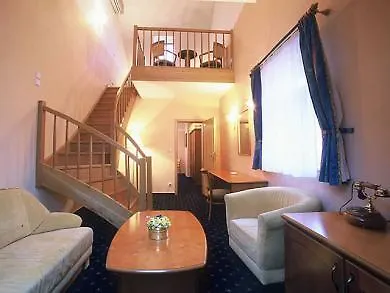 Amadeus 3* Prague