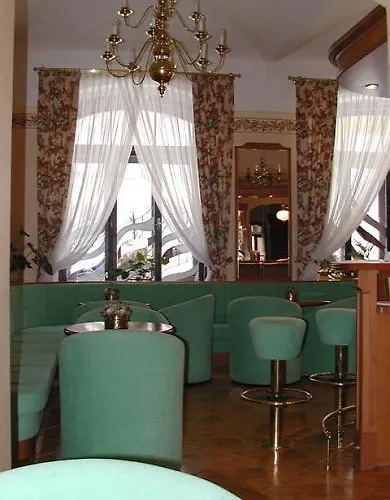 Amadeus فندق براغ